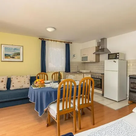 Beautiful In Krk Apartment