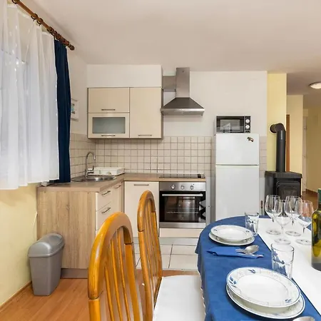Apartment Beautiful In Krk